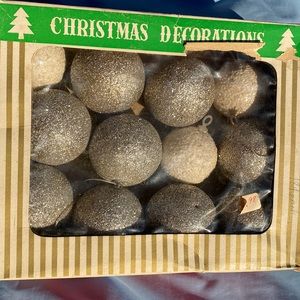 Christmas Glitter Silver, White Ornaments Vintage - 12 Unbreakable